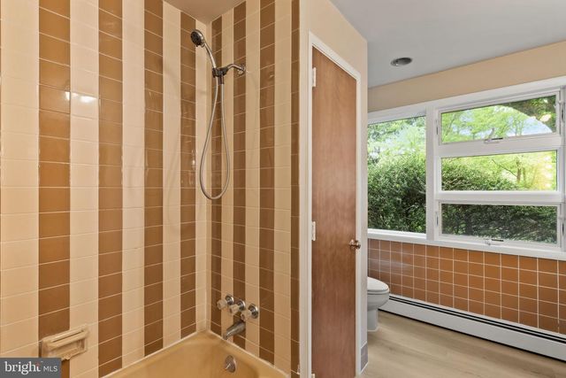 418 RANDALL RD, Wyncote, PA 19095