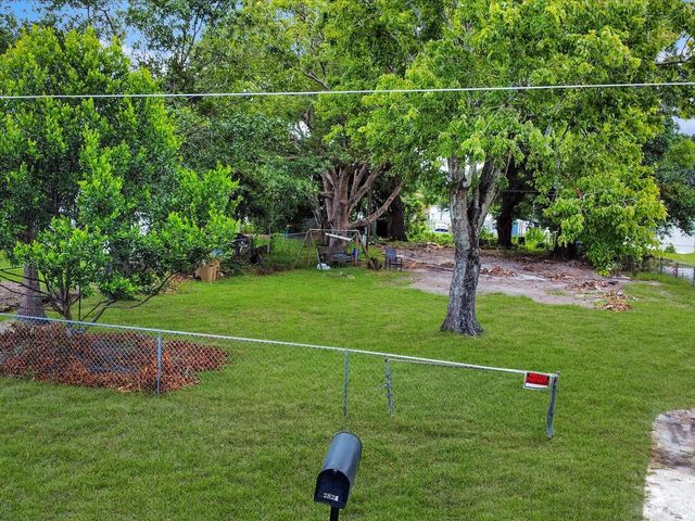 2824 BAY AVENUE, Kissimmee, FL 34744
