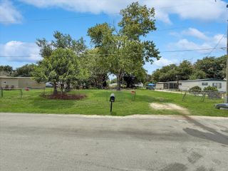 2824 BAY AVENUE, Kissimmee, FL 34744