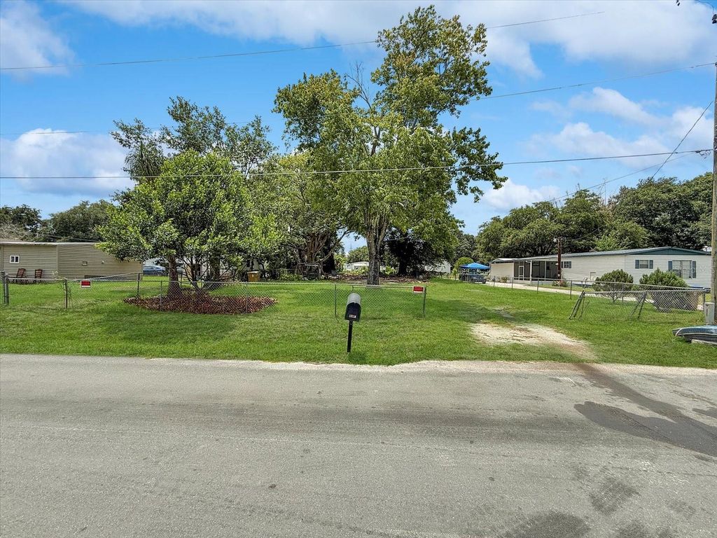 Image 1 of property listing at 2824 BAY AVENUE, Kissimmee, FL 34744