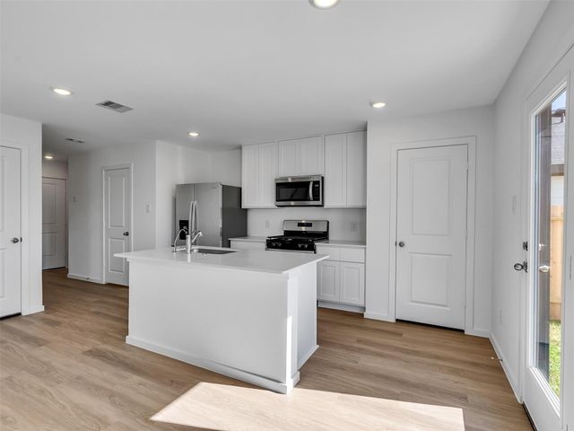 18711 Sunset Horizon Drive, Hockley, TX 77447