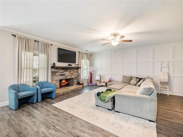 6357 Woodland Station Drive, Lula, GA 30554