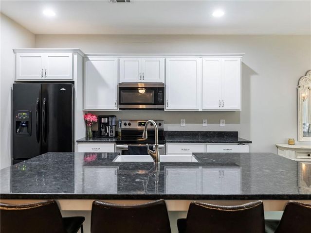 6357 Woodland Station Drive, Lula, GA 30554