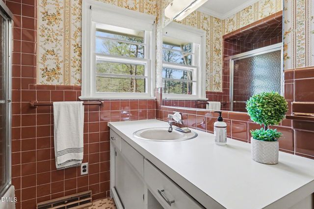 414 E Fremont Street, Kenly, NC 27542