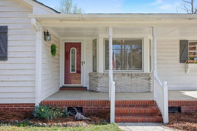 414 E Fremont Street, Kenly, NC 27542