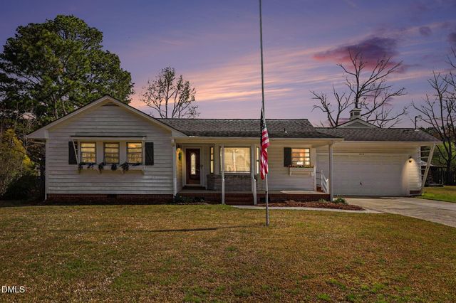 414 E Fremont Street, Kenly, NC 27542