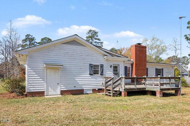414 E Fremont Street, Kenly, NC 27542