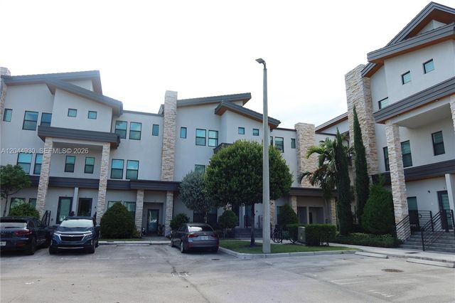 10467 NW 82nd Street 16, Doral, FL 33178