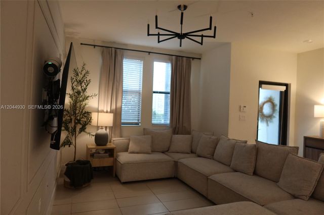 10467 NW 82nd Street 16, Doral, FL 33178