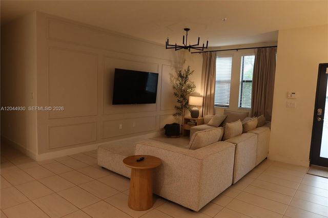 10467 NW 82nd Street 16, Doral, FL 33178