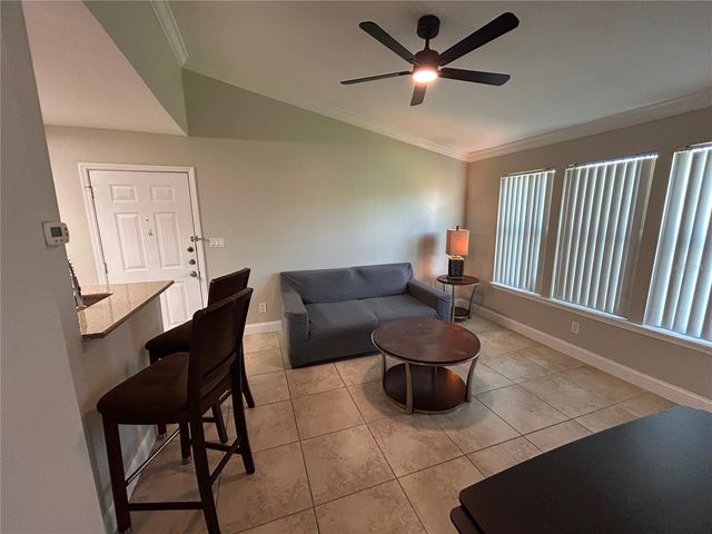4005 CROCKERS LAKE BOULEVARD 24, Sarasota, FL 34238