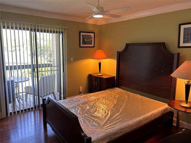 4005 CROCKERS LAKE BOULEVARD 24, Sarasota, FL 34238