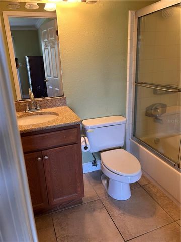 4005 CROCKERS LAKE BOULEVARD 24, Sarasota, FL 34238
