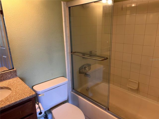 4005 CROCKERS LAKE BOULEVARD 24, Sarasota, FL 34238