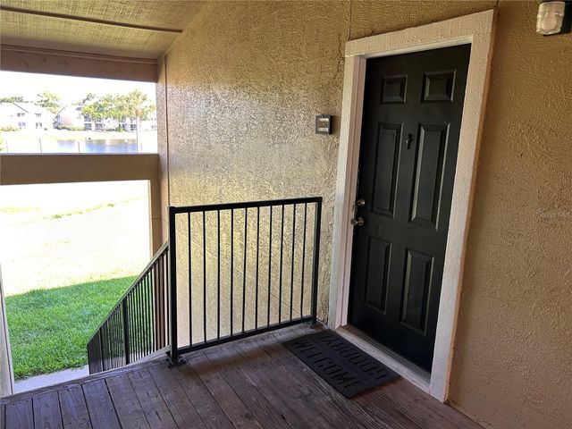 4005 CROCKERS LAKE BOULEVARD 24, Sarasota, FL 34238