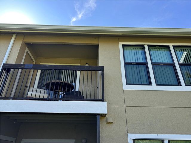 4005 CROCKERS LAKE BOULEVARD 24, Sarasota, FL 34238