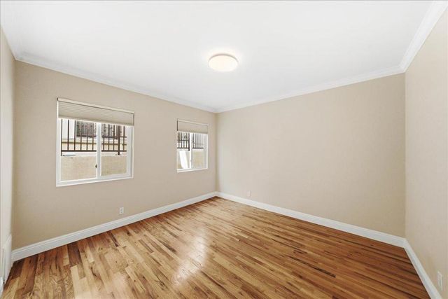 11719 Mayfield Avenue APT 1, Los Angeles, CA 90049