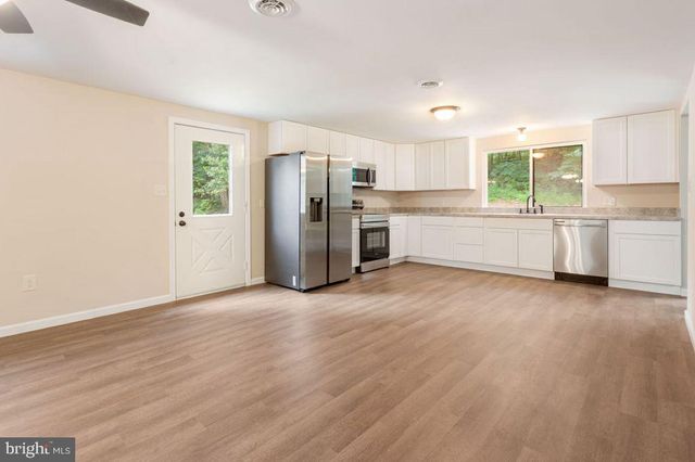 2325 YORK RD, Gettysburg, PA 17325