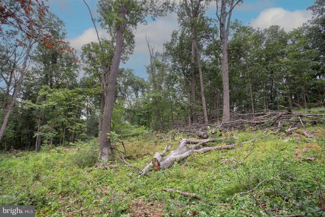 2325 YORK RD, Gettysburg, PA 17325