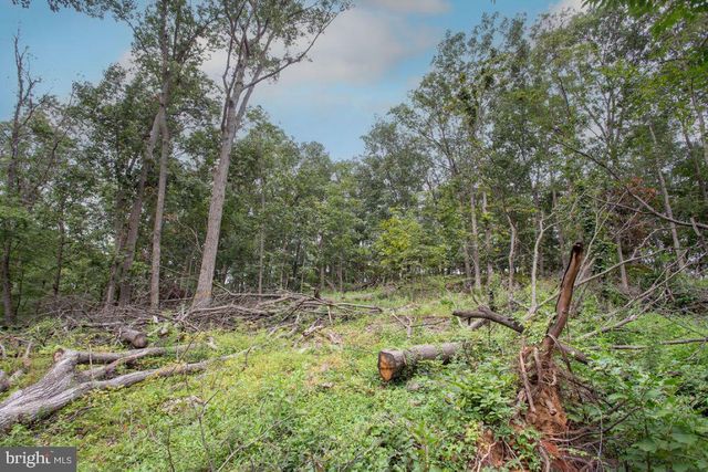 2325 YORK RD, Gettysburg, PA 17325