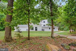 2325 YORK RD, Gettysburg, PA 17325