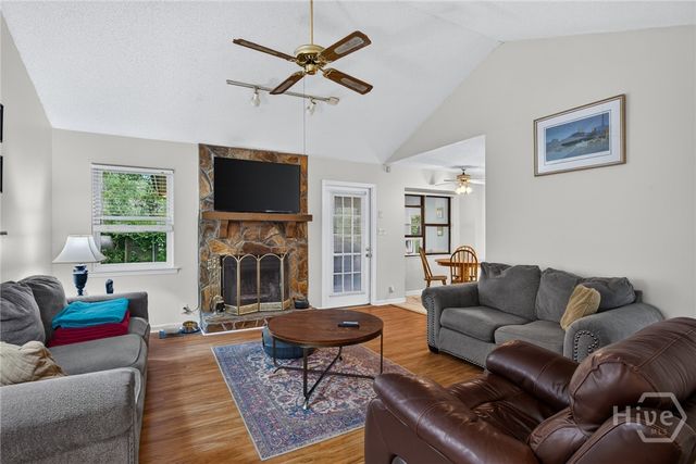 1013 Debbie Street, Savannah, GA 31410