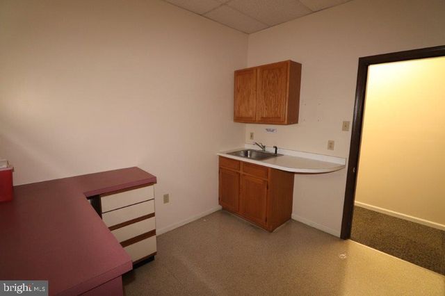 179 DELAWARE AVE #FRONT, Palmerton, PA 18071