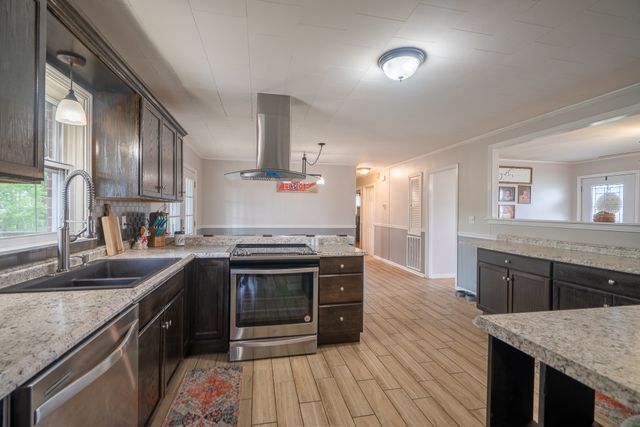 113 Horn Ave, Loretto, TN 38469
