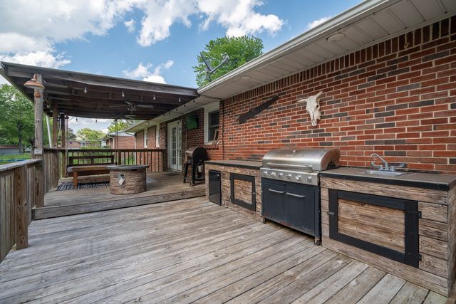 113 Horn Ave, Loretto, TN 38469