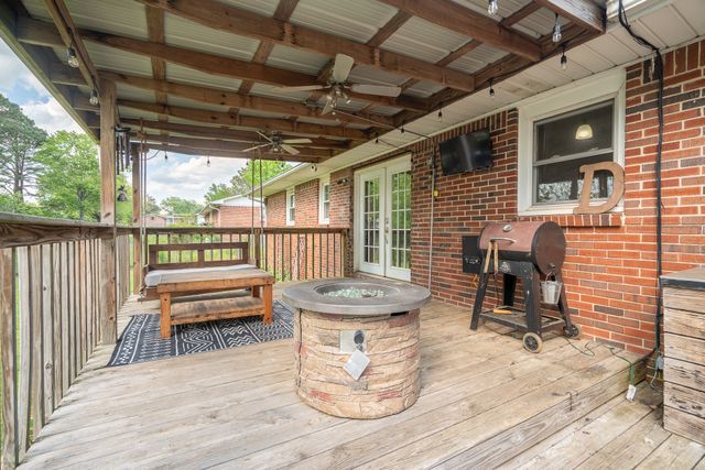 113 Horn Ave, Loretto, TN 38469