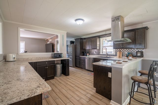 113 Horn Ave, Loretto, TN 38469