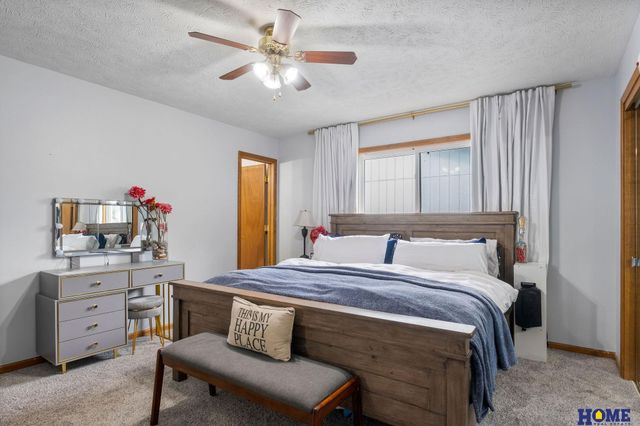 1800 Old Glory Road, Lincoln, NE 68521