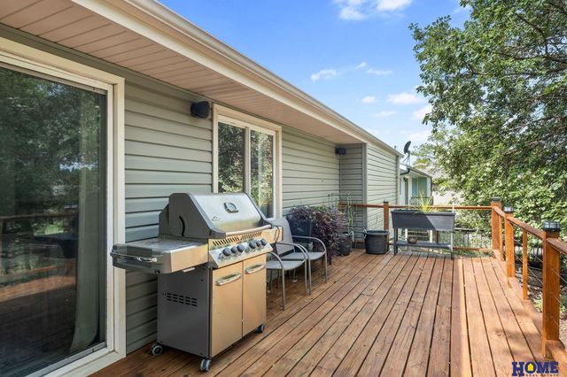 1800 Old Glory Road, Lincoln, NE 68521