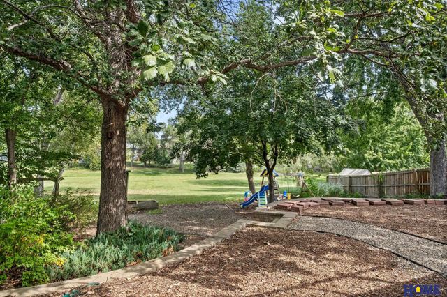 1800 Old Glory Road, Lincoln, NE 68521