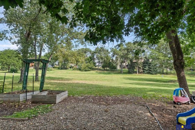 1800 Old Glory Road, Lincoln, NE 68521