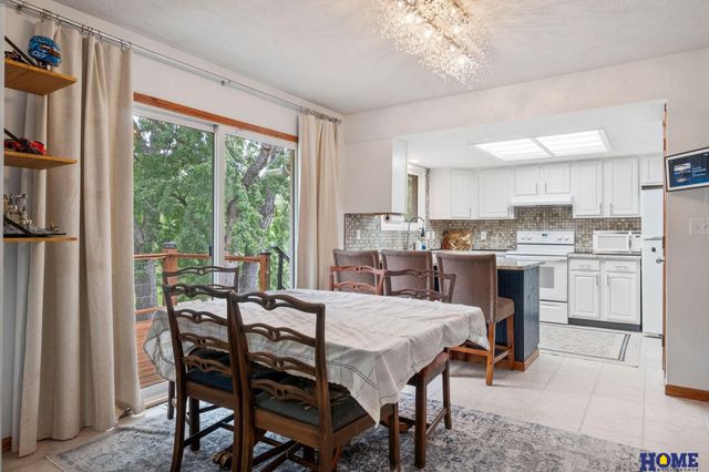 1800 Old Glory Road, Lincoln, NE 68521