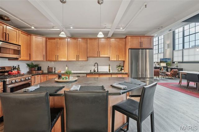 4200 Laclede Avenue 106, St Louis, MO 63108