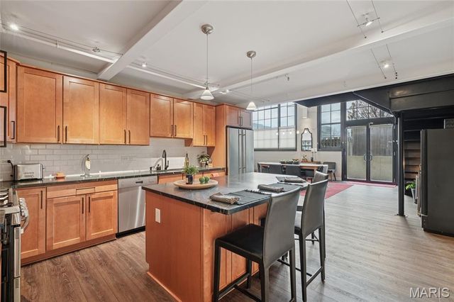 4200 Laclede Avenue 106, St Louis, MO 63108