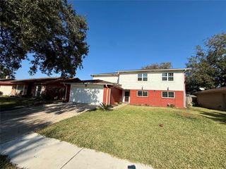 13834 New Village Lane, Sugar Land, TX 77498