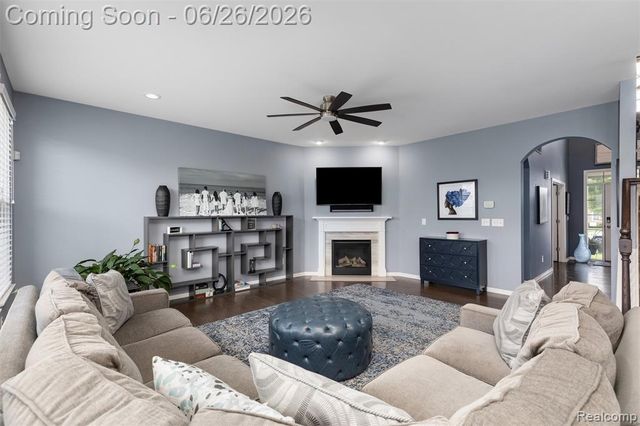 50302 Maywood, Canton, MI 48188