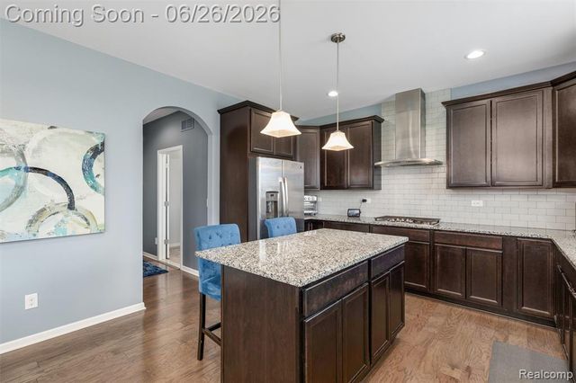 50302 Maywood, Canton, MI 48188