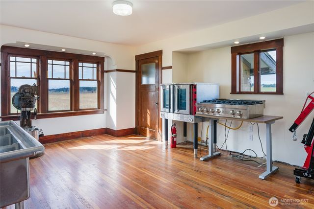 5625 Fisherman Bay, Lopez Island, WA 98261