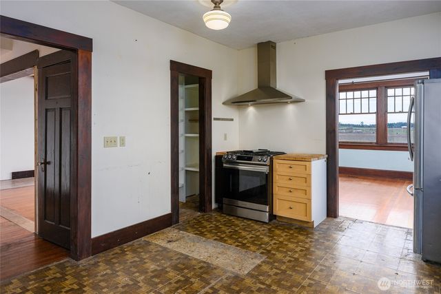 5625 Fisherman Bay, Lopez Island, WA 98261