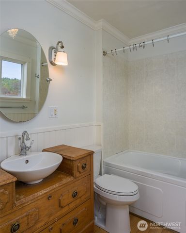 5625 Fisherman Bay, Lopez Island, WA 98261
