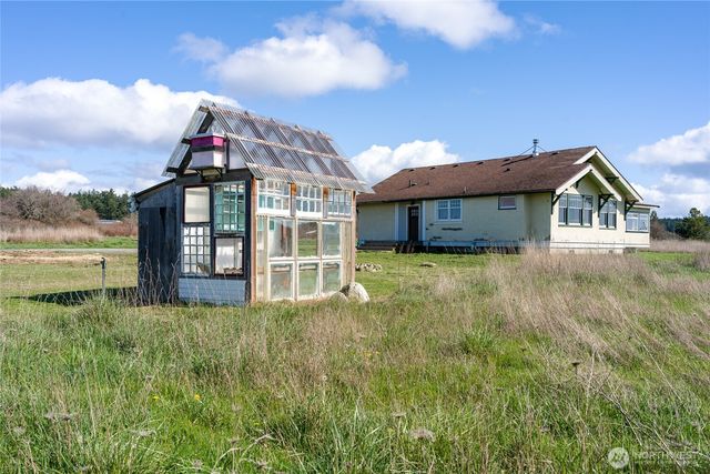 5625 Fisherman Bay, Lopez Island, WA 98261