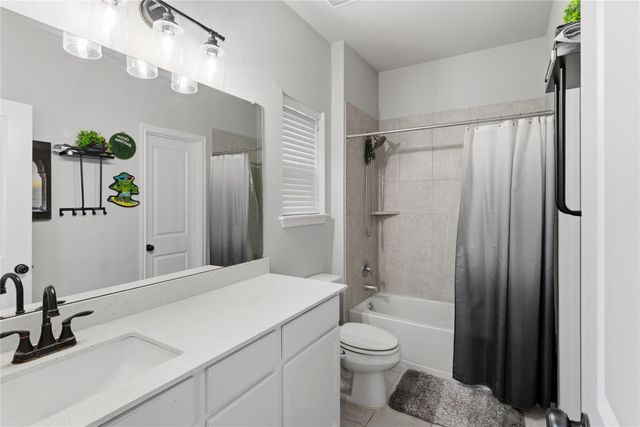 237 Driftwood LN, Bastrop, TX 78602