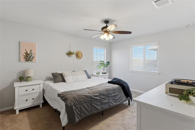 237 Driftwood LN, Bastrop, TX 78602