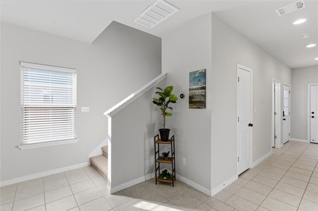 237 Driftwood LN, Bastrop, TX 78602