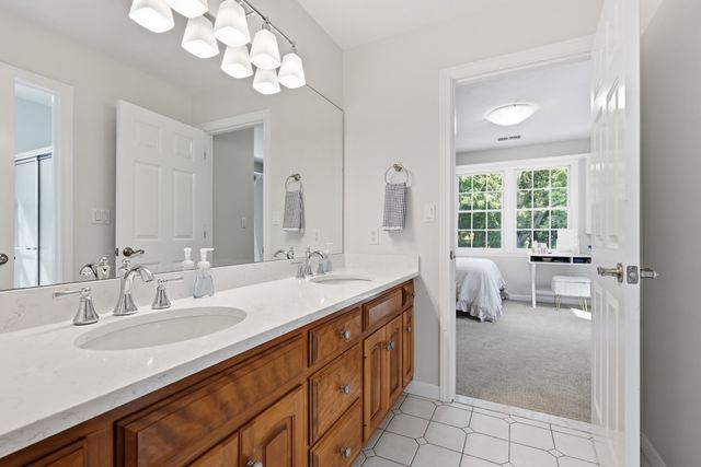 2 Jillson Way, Sandwich, MA 02537