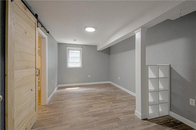 901 Chisam Road, Kearney, MO 64060
